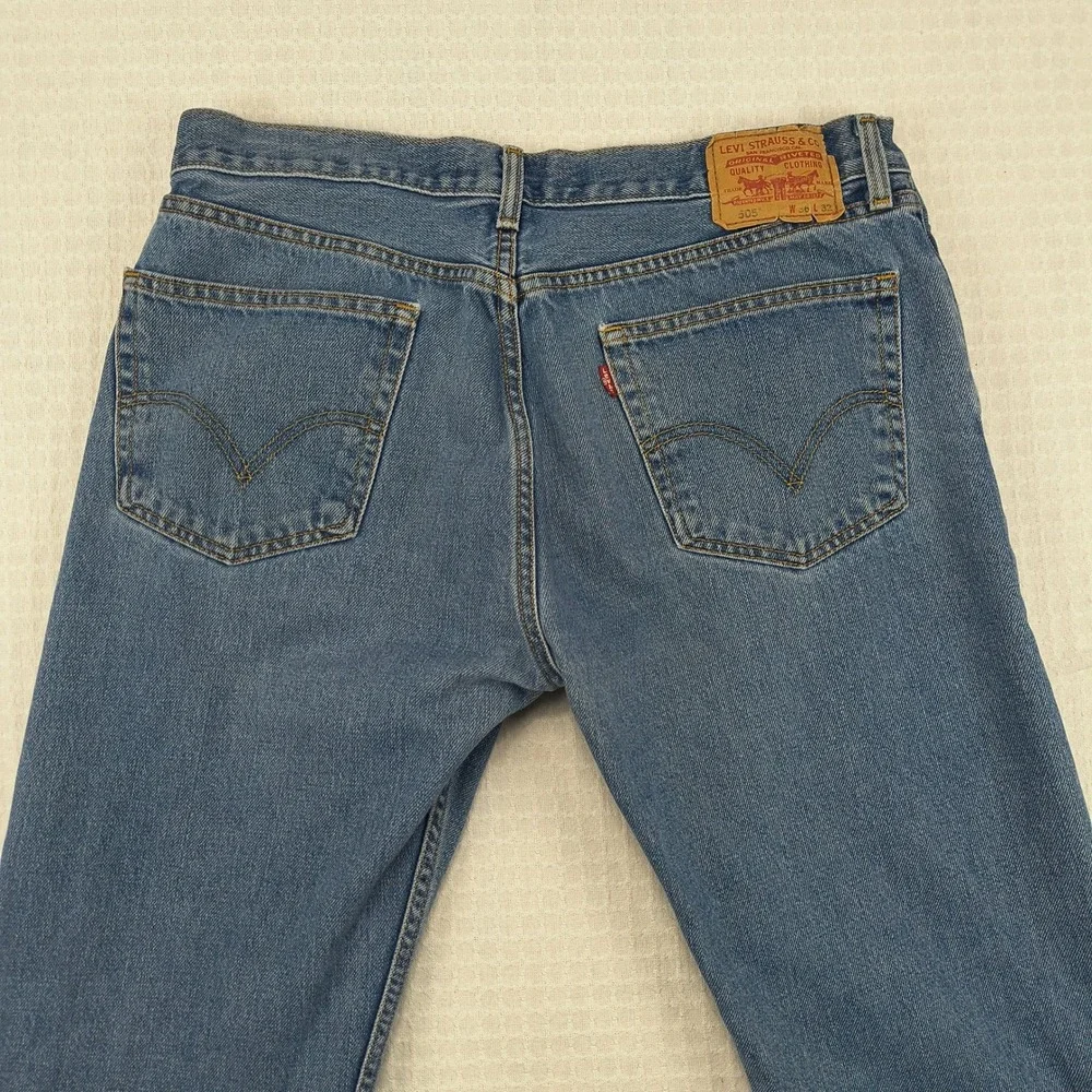 Levis 505 Mens Straight Fit‎ Blue Denim Jeans 36x32 Medium Wash Zip Fly Classic